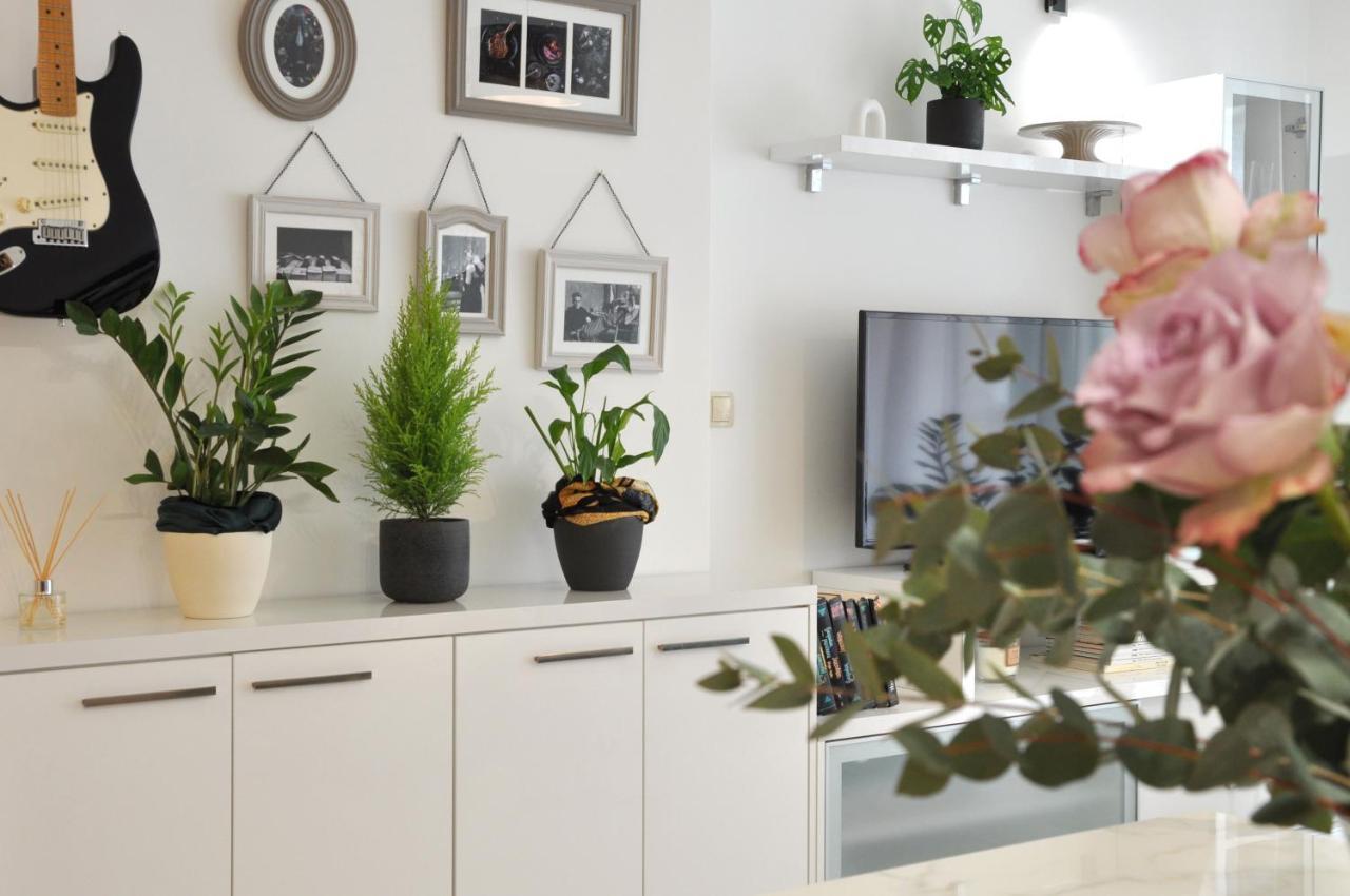 Family Apartment Noel - Оміш Екстер'єр фото