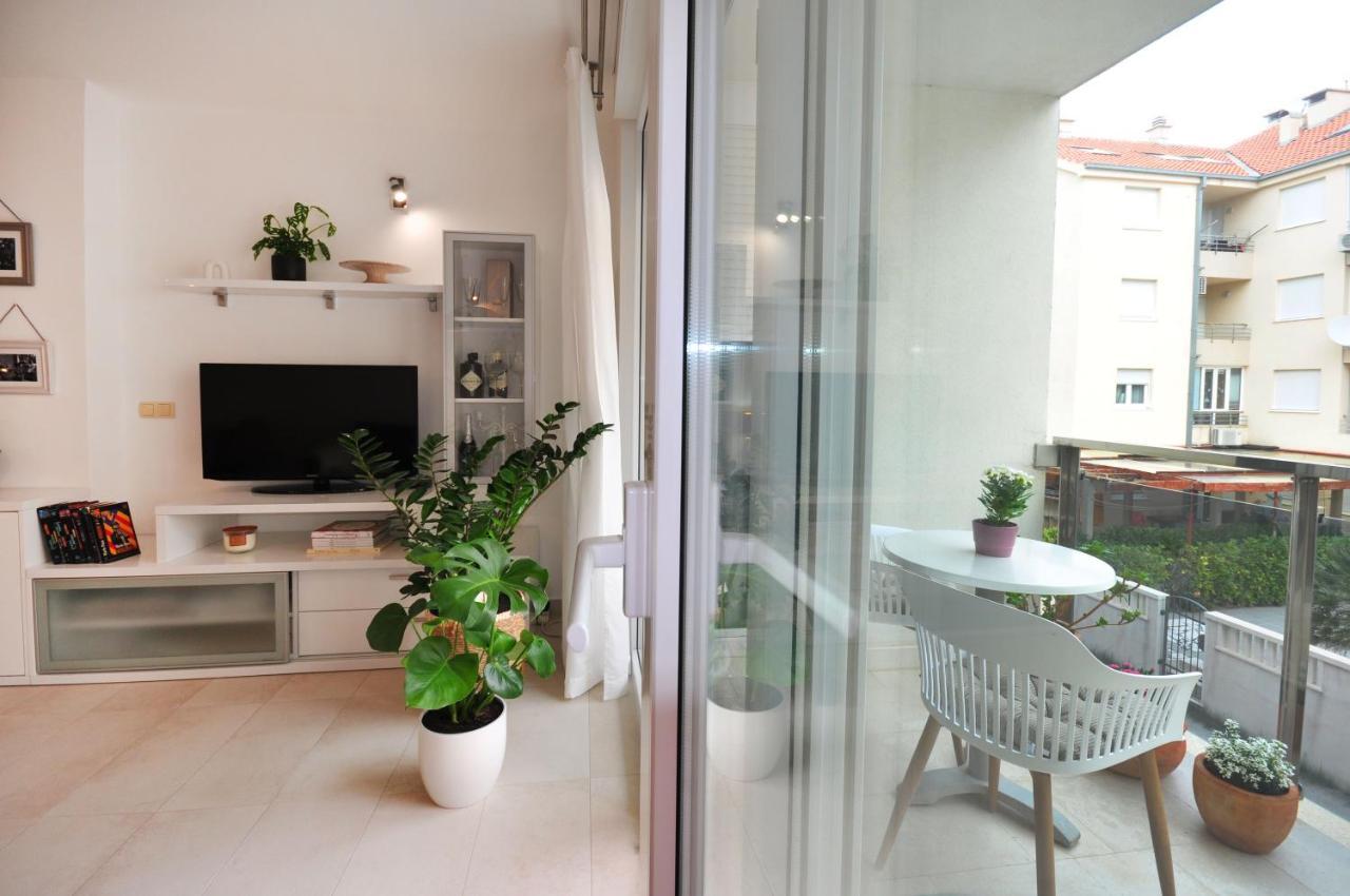 Family Apartment Noel - Оміш Екстер'єр фото