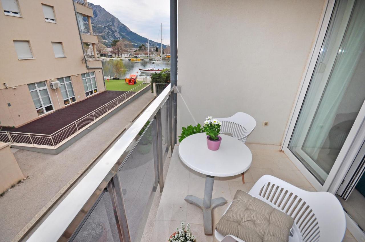 Family Apartment Noel - Оміш Екстер'єр фото